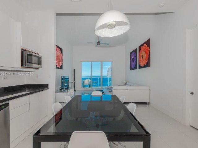 Apartment for rent  Unit #1624 - photo 6029043