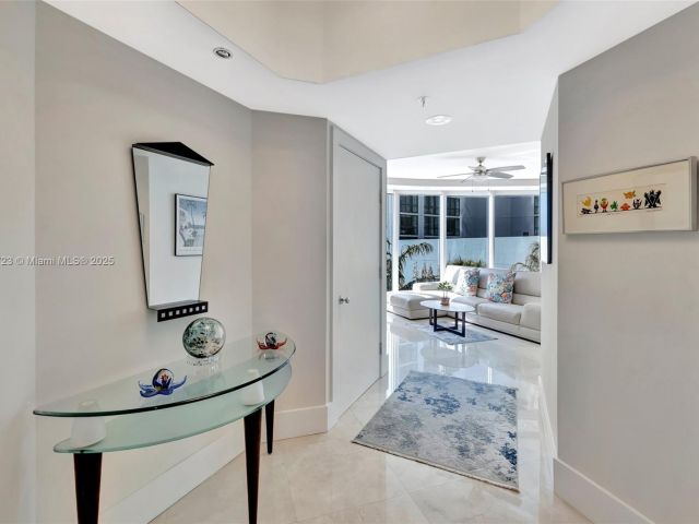 Apartment for sale  Unit #1007 - photo 5988478