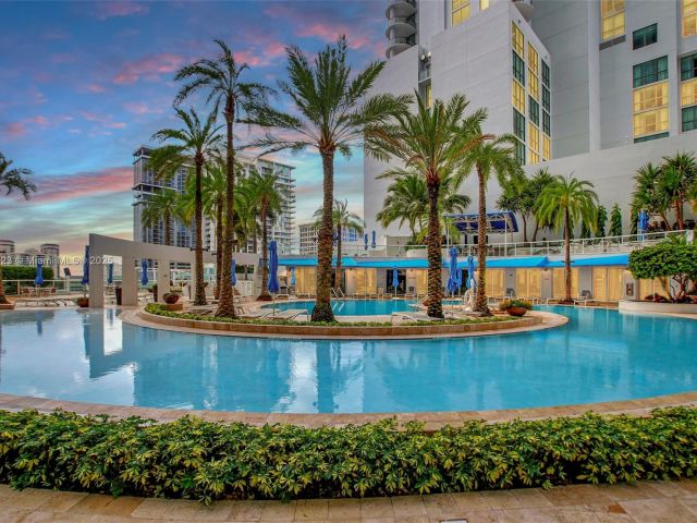 Apartment for sale  Unit #1007 - photo 5988486