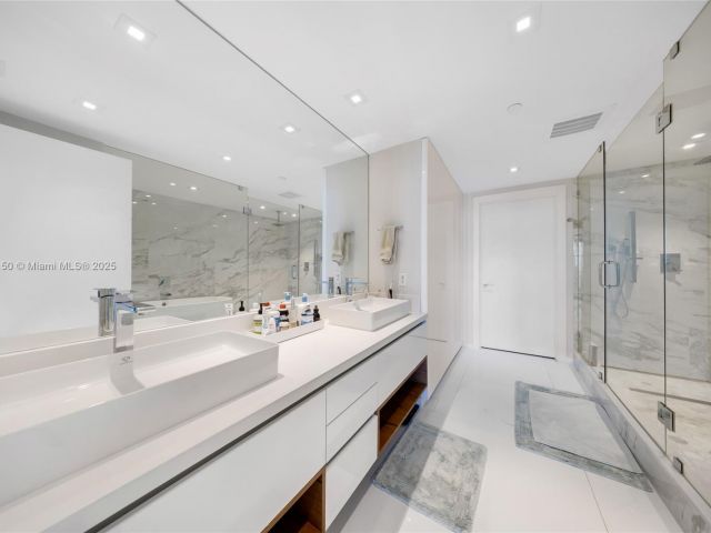 Apartment for sale  Unit #1805 - photo 5898616