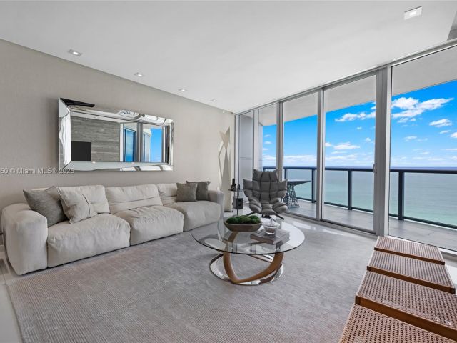 Apartment for sale  Unit #1805 - photo 5898629