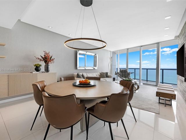 Apartment for sale  Unit #1805 - photo 5898633