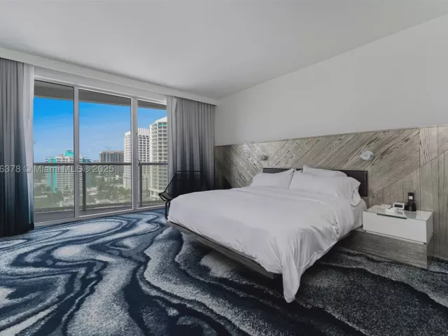 2-bedroom condo for sale in Fort Lauderdale - 3101 Bayshore Dr 1504 - MondialRealty