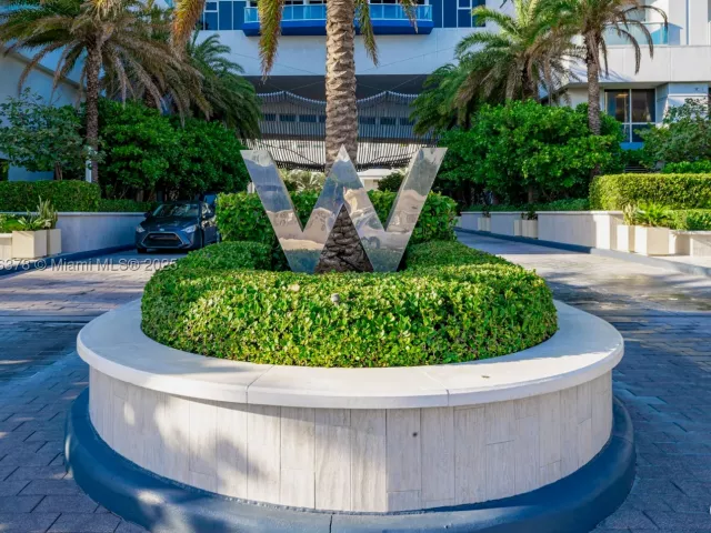2-bedroom condo for sale in Fort Lauderdale - 3101 Bayshore Dr 1504 - MondialRealty