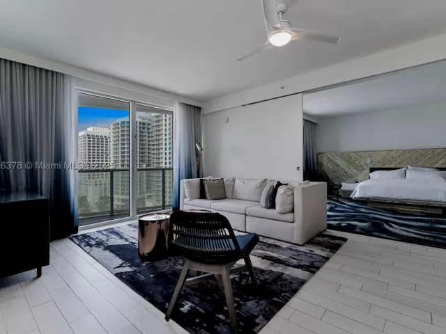 2-bedroom condo for sale in Fort Lauderdale - 3101 Bayshore Dr 1504 - MondialRealty