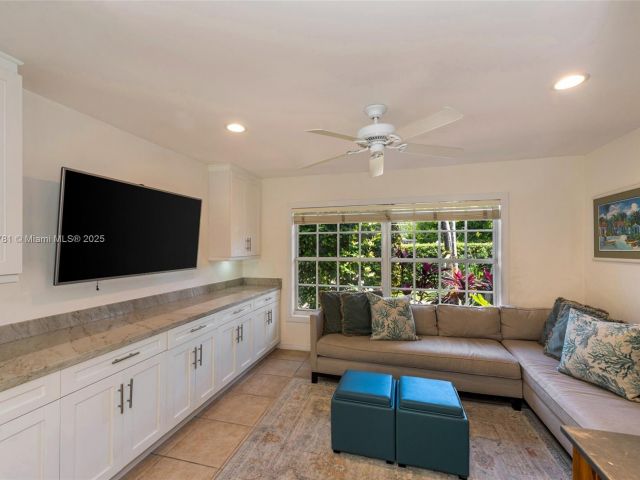 Home for sale at 250 Greenwood Drive - photo 5896225