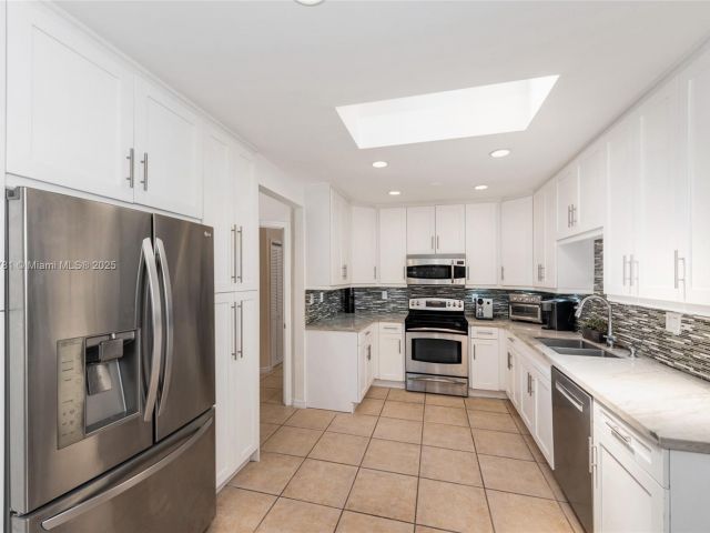 Home for sale at 250 Greenwood Drive - photo 5896226