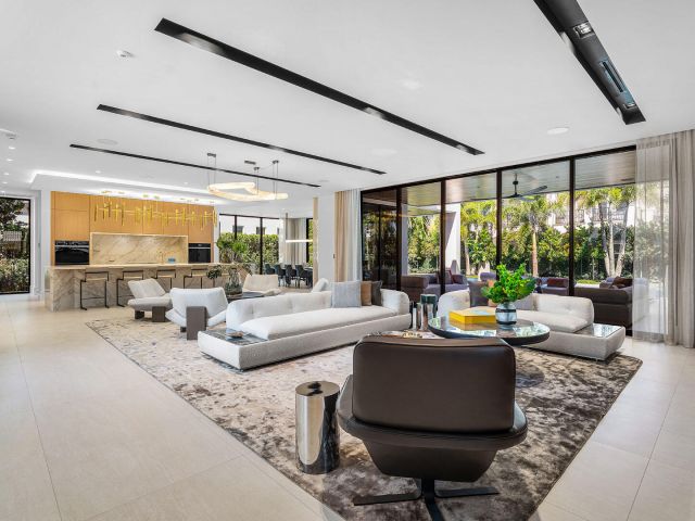 Home for sale at 2172 W Maya Palm Drive - photo 6226745