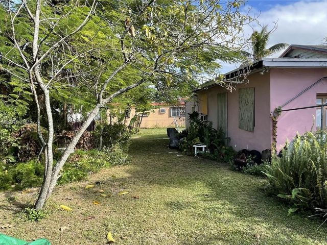 Home for sale at 17301 NE 4th Ave - photo 5857907