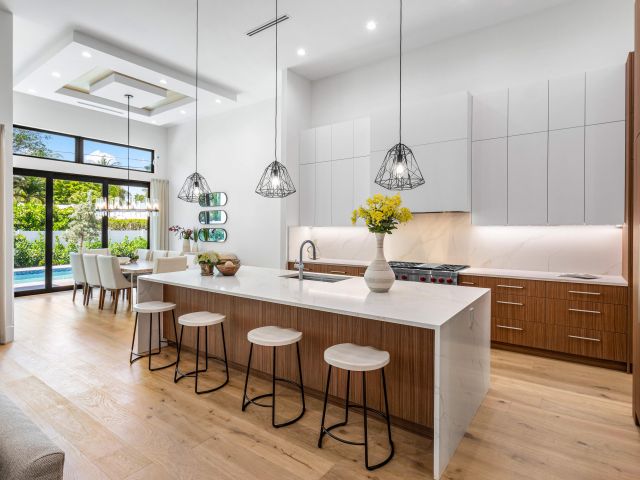 Home for sale at 1012 NW 5th Avenue - photo 6505744