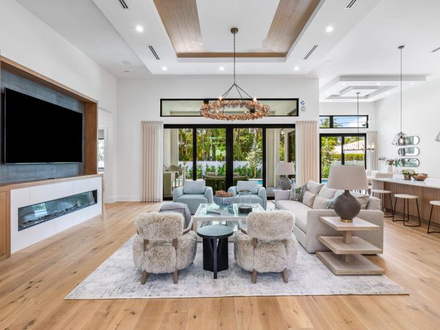 Home for sale at 1012 NW 5th Avenue - photo 6505749