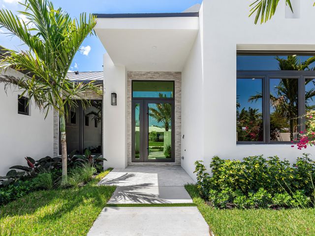 Home for sale at 1012 NW 5th Avenue - photo 6505752