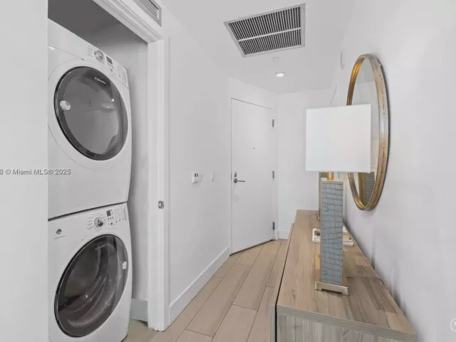 Apartment for sale  Unit #901 - photo 6624010