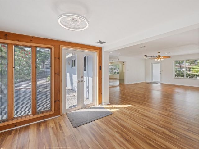 Home for sale at 2936 Coral Shores Dr - photo 5893810