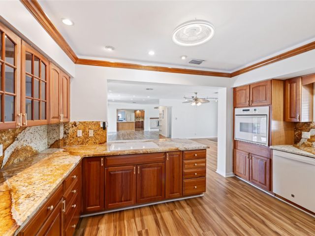 Home for sale at 2936 Coral Shores Dr - photo 5893812