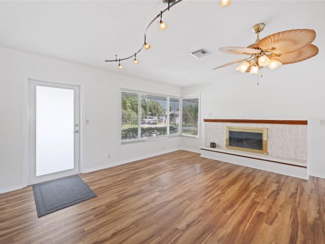 Home for sale at 2936 Coral Shores Dr - photo 5893814