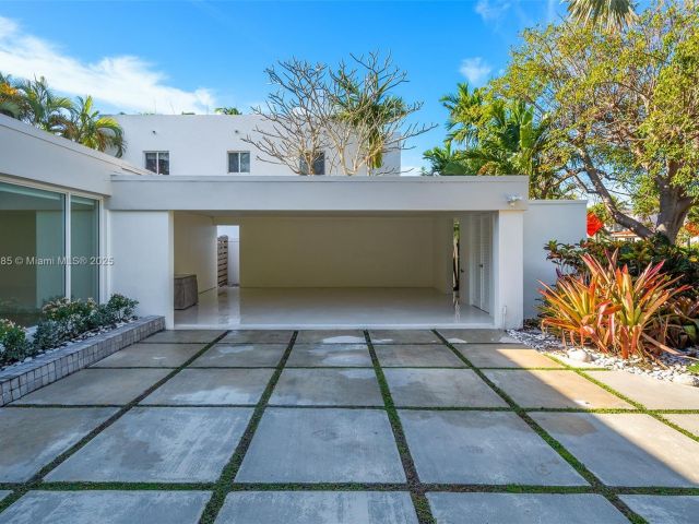 Home for sale at 5251 La Gorce Dr - photo 5873231