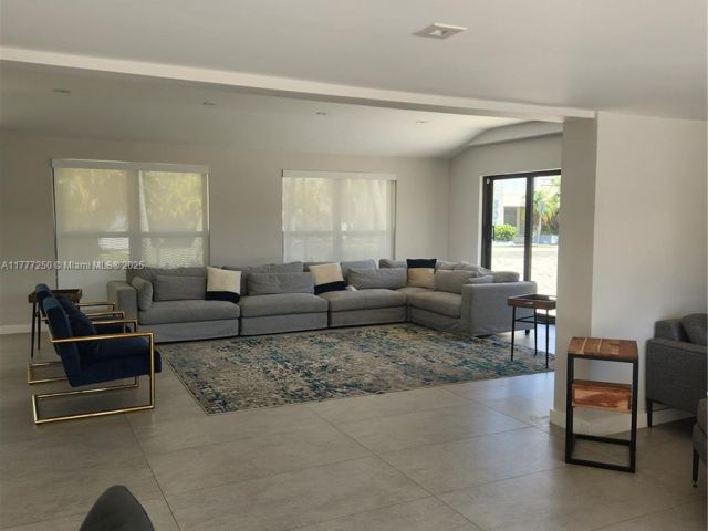 Home for rent at 536 Hibiscus Dr - photo 5873597