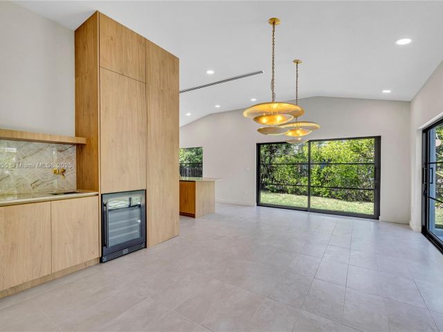 Home for sale at 1323 Cleveland Rd - photo 7516777