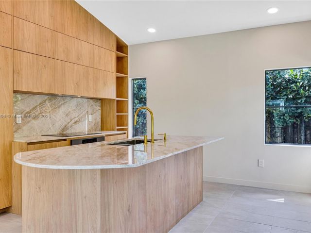 Home for sale at 1323 Cleveland Rd - photo 7516782