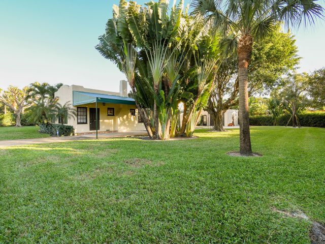 Home for sale at 316 Pilgrim Road - photo 5865508