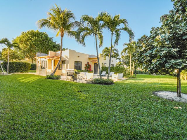 Home for sale at 316 Pilgrim Road - photo 5865525