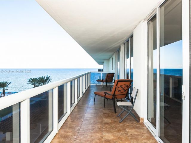 Apartment for rent  Unit #1108 - photo 5899828