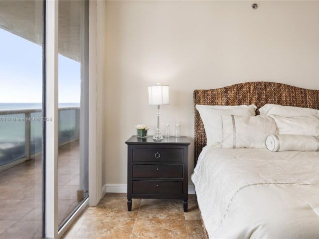 Apartment for rent  Unit #1108 - photo 5899832