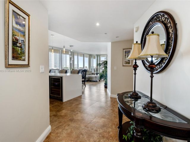 Apartment for rent  Unit #1108 - photo 5899837