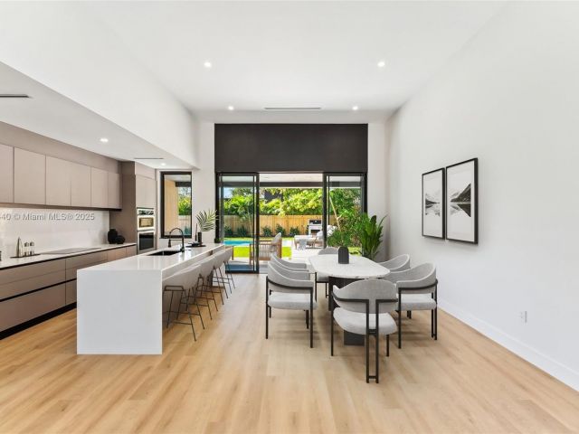 Home for sale at 412 NW 47th St - photo 6071831