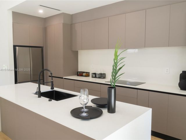 Home for sale at 412 NW 47th St - photo 6071832