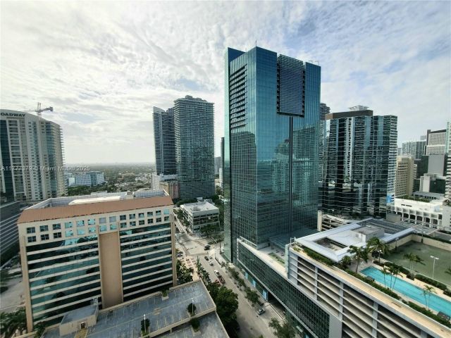 Apartment for sale  Unit #2705 - photo 5916519