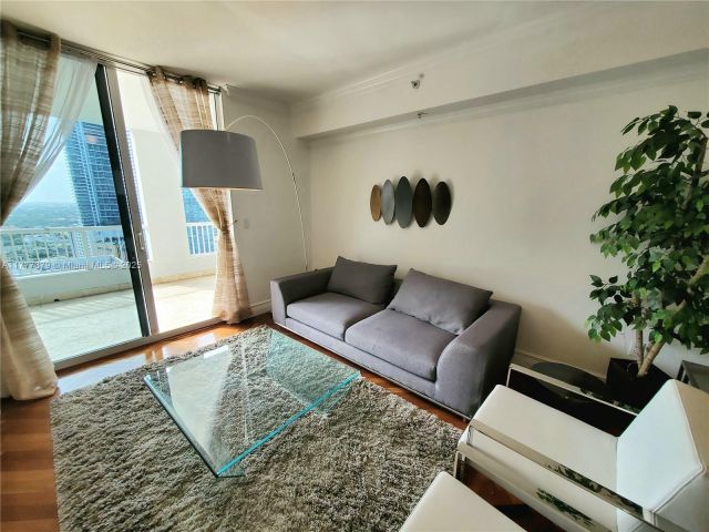 Apartment for sale  Unit #2705 - photo 5916521