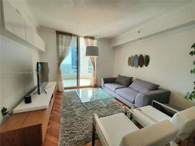 Apartment for sale  Unit #2705 - photo 5916522