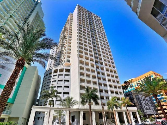 Apartment for sale  Unit #2705 - photo 5916532