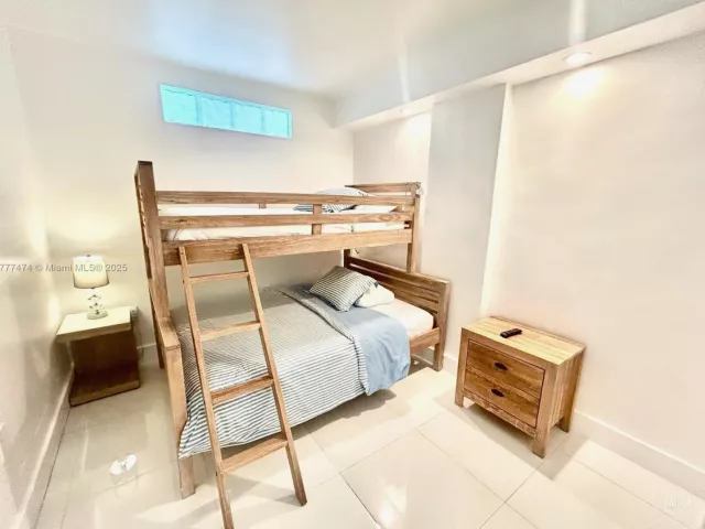 Apartment for sale  Unit #1015 - photo 5926399