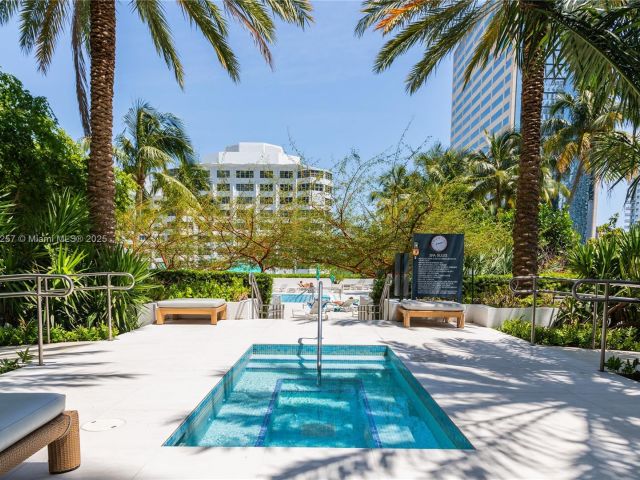 Apartment for rent  Unit #1504 - photo 5917502