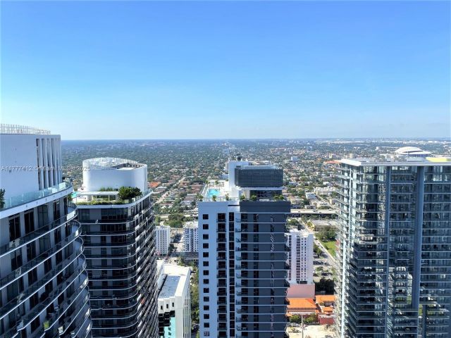 Apartment for sale  Unit #5410 - photo 5917205