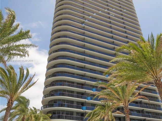 Apartment for sale  Unit #5410 - photo 5917210