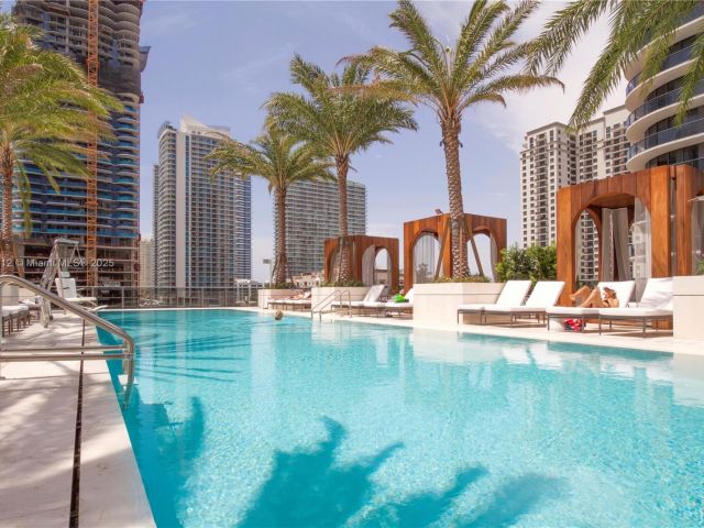 Apartment for sale  Unit #5410 - photo 5917213