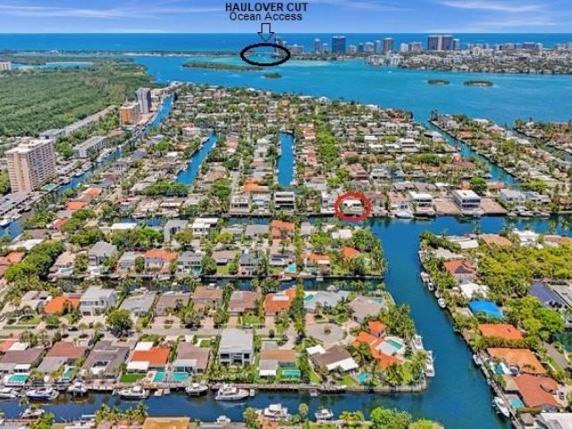 Home for sale at 12900 N Bayshore Dr - photo 5936231