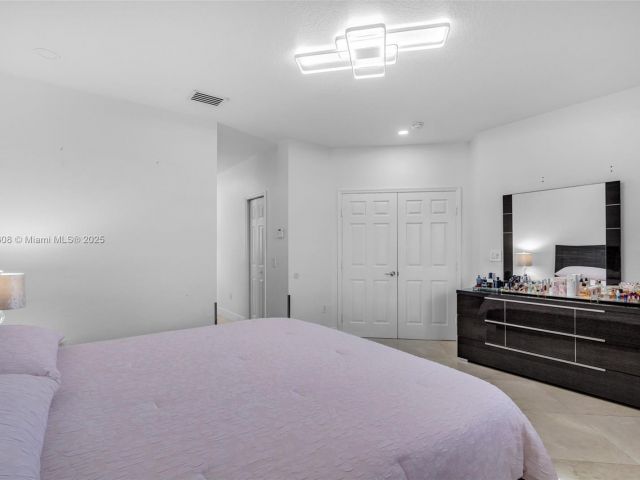 Home for sale at 16075 SW 149th Ter - photo 6270359