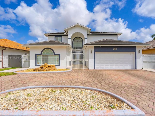 Home for sale at 16075 SW 149th Ter - photo 6270377