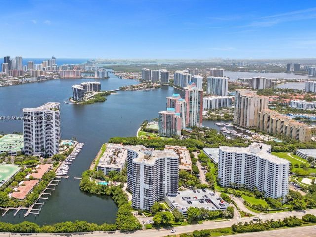 Apartment for sale  Unit #1607 - photo 5906321