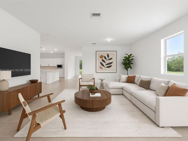 Home for rent at 2700 SE 23 Ave - photo 6200712