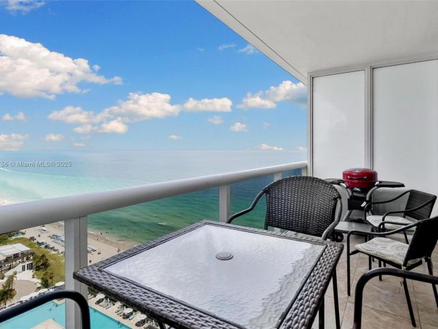 Apartment for sale  Unit #2409 - photo 5899810