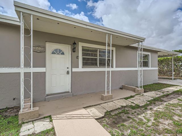 Home for sale at 2440 NW 208th St - photo 6154413