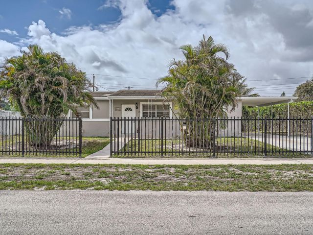 Home for sale at 2440 NW 208th St - photo 6154416