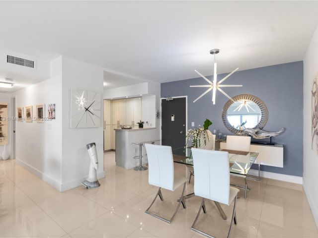 Apartment for sale  Unit #12H - photo 5901433