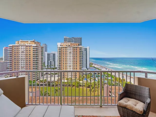 2-bedroom condo for sale in Hallandale Beach - 1950 S Ocean Dr 12H - MondialRealty